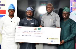 SAfER: Oyo govt disburses N500m to SMEs