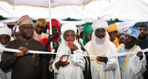 Sultan commissions new Adogba Central Mosque built by Makinde