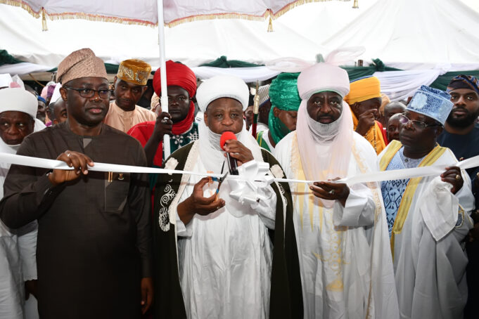 Sultan commissions new Adogba Central Mosque built by Makinde