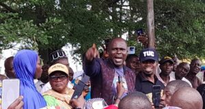 Wage award: workers storm Oyo Secretariat