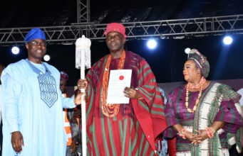 Sheath your sword, work with Soun- Makinde appeals to royal houses
