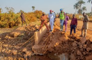 Oyo Speaker Inspects Ido-Eruwa Road Project, Urges Contractor to Deliver Quality Work