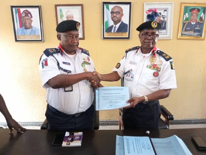 Padonu takes over Oyo NSCDC Command as Adaralewa moves to Osun