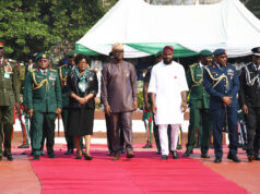 Cooperate with security agencies, Makinde urges residents