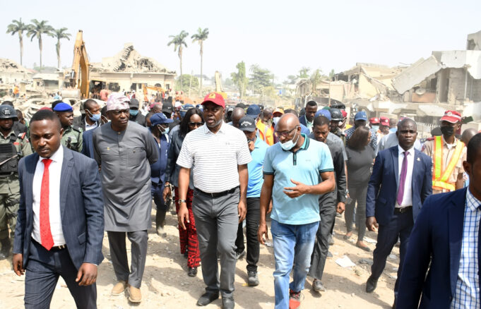 PHOTO: Gov Makinde Visit Explosion Scene in Ibadan