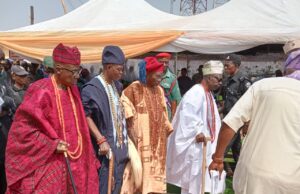 Six traditional rulers get instrument of office from Oyo govt