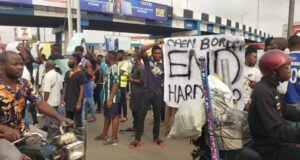 Protest: Youths urge Tinubu to address insecurity, hunger (Photos and Videos)