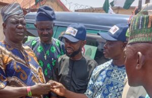 Oyo LG Poll: Ayobami Ojo donates campaign vehicles to old Ifedapo Federal Constituency PDP