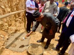 Makinde performs turning of Sod for construction of NUJ Ultra-modern mall