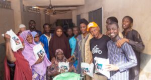 Senator Alli’s humanitarian efforts touch hearts in Sabo, Ibadan