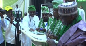 Southwest farmers, herders sign peace pact to boost food security, tackle clashes