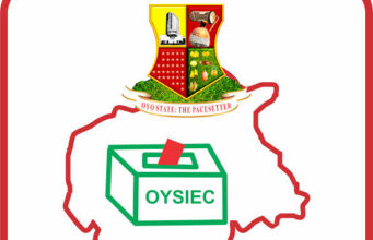 OYSIEC presents certificates of return to elected chairmen, vice