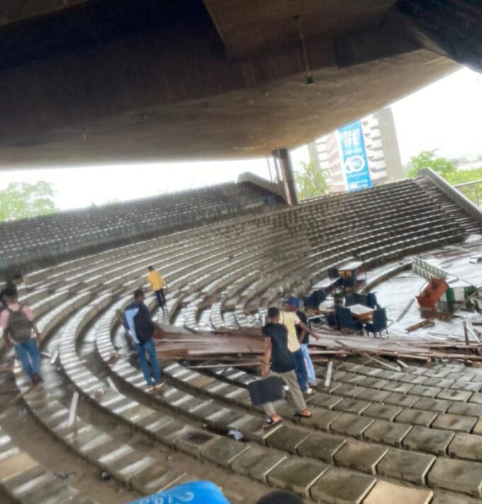 OAU students injured as amphitheatre roof collapse during lecture