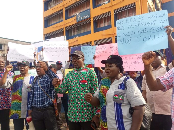 UPDATED: Oyo NLC, TUC picket NERC, IBEDC offices Ibadan, demands total reversal of tariff hike