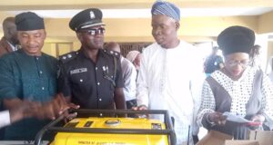 Akinyele Council boss donates equipment to security agencies