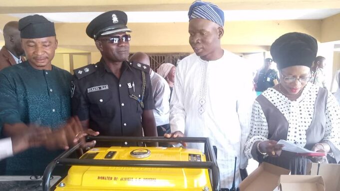 Akinyele Council boss donates equipment to security agencies