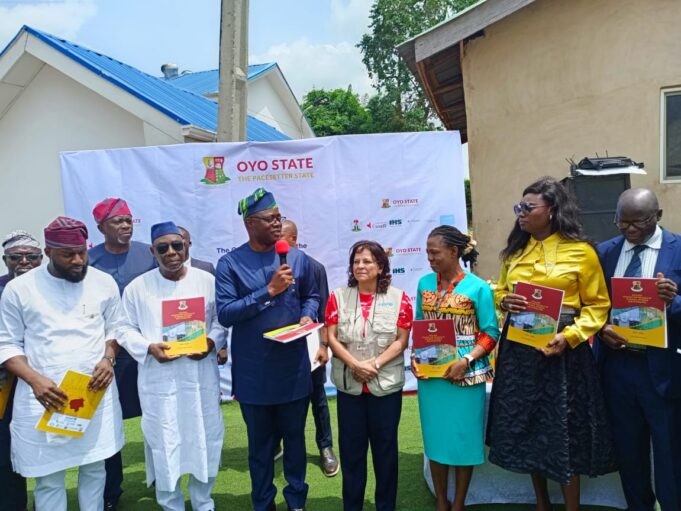 Makinde inaugurates solarized oxygen plant, level 2 Newborn Unit in Ibadan