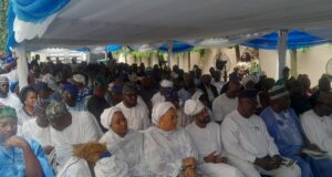 UPDATED: Four years after, Folarin, Sunday Dare, Adeyemo, Olaniyan, Zach, other dignitaries storm Ajimobi’s residence