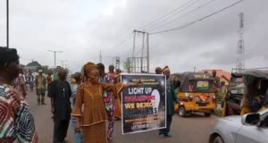 Residents protest years of power blackout in Ibadan