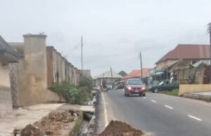 Oyo govt condemns vandalism of newly rehabilitated road, seals off shop of alleged perpetrator