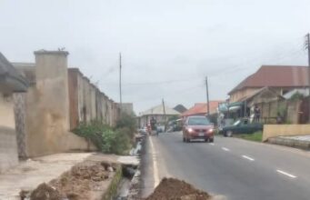 Oyo govt condemns vandalism of newly rehabilitated road, seals off shop of alleged perpetrator