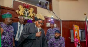 Oyo Speaker, Ogundoyin celebrates retired clerk, Awe as Muraina Akinola takes over