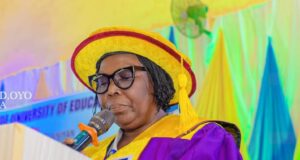 Alayande Varsity Vice-chancellor, olaniyan Celebrates Pioneer Registrar, Olubunmi Siju’ Asunmo At 60