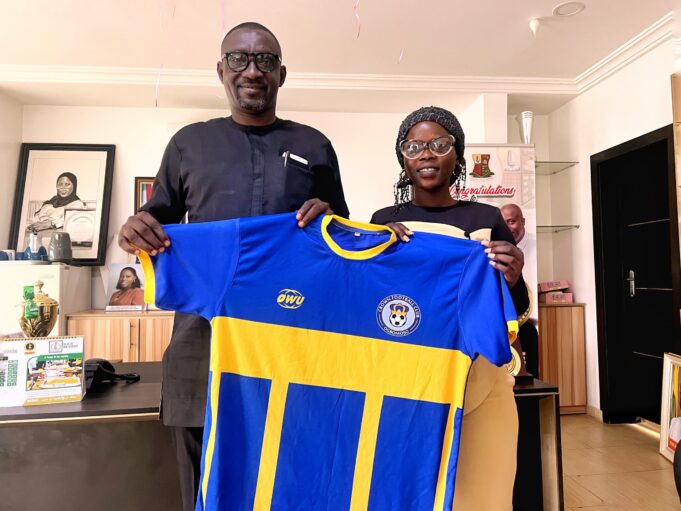 Oyo govt names Coach Ayeni as Technical Adviser, Crown FC