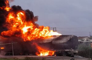Photos: Five vehicles burnt as tanker explodes in Ibadan