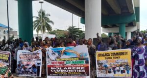 ICR: Again, affected residents protest at Oyo Secretariat