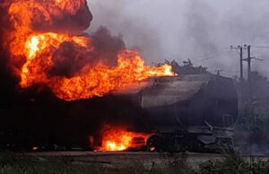 Breaking: petrol tanker explodes, five vehicles burnt in Iyana Ajia, Ibadan