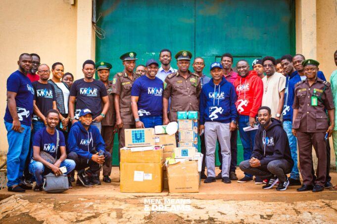 Group donates drugs, kits, other materials to inmates at Agodi Correctional facility