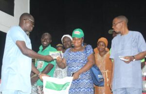 Oyo Rep member, Olafisoye trains, empowers over 200 farmers in Akinyele, Lagelu