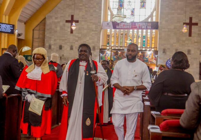 Makinde reaffirms commitment to judiciary at 2024/2025 legal year church service