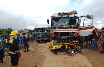 Six died, others critically injured as articulated vehicle lost control