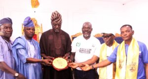 Olubadan lauds Abuja varsity for empowering Oyo students