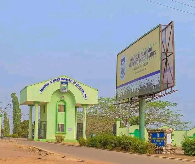 Emmanuel Alayande holds 2024/2025 matriculation, Thursday