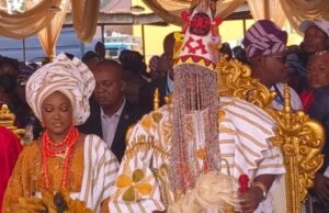 Alaafin meets Palace staff, seeks harmonious working relationships