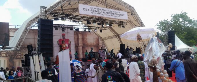 Makinde, Oba Owoade arrive venue of coronation