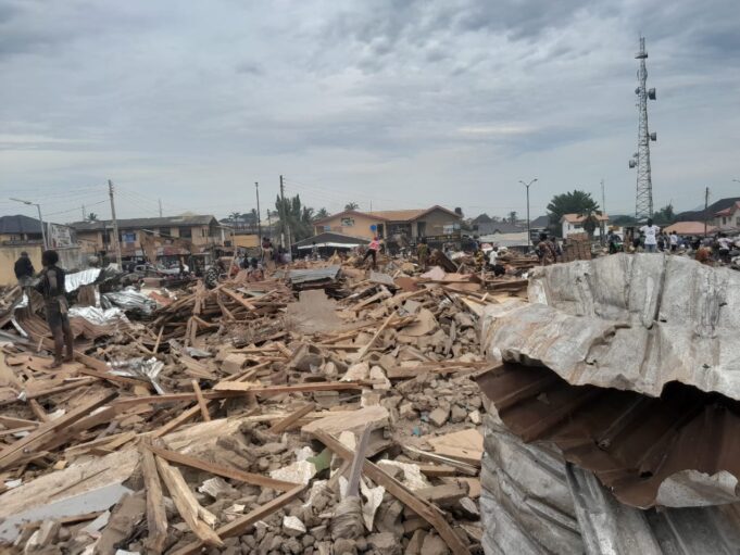 Traders, business owners count losses as Oyo LG demolishes shops at Alegongo, Ibadan