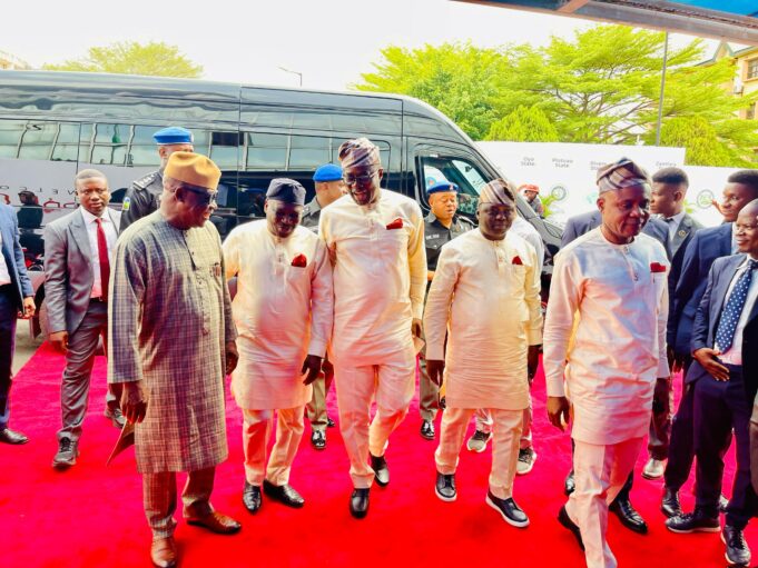 PDP ‘ll not join any coalition, merger – Governors Forum
