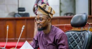 Oyo Speaker congratulates Afijio lawmaker, Oparinde, commends exemplary dispositions