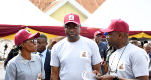 PHCs: Oyo willing to share success template with FG -Makinde says