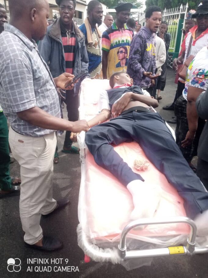 Panic as WAEC candidate shot in Ibadan, corpse taken to Oyo Secretariat