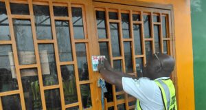 Oyo seals 15 veterinary outlets, confiscates goods