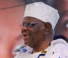 Sen. Alli celebrates Bashorun Kola Daisi @ 93