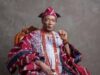 Oba Ladoja tour palace, meets Council members