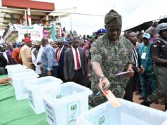 Makinde casts vote as Oyo PDP commences state congress