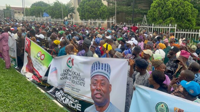 2027: Oyo groups urges Makinde to run for presidency