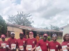 Ibadan Mega Voice dustributes 1,000 free exercise books to public schools